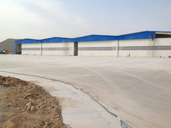 機(jī)庫(kù)門(mén)